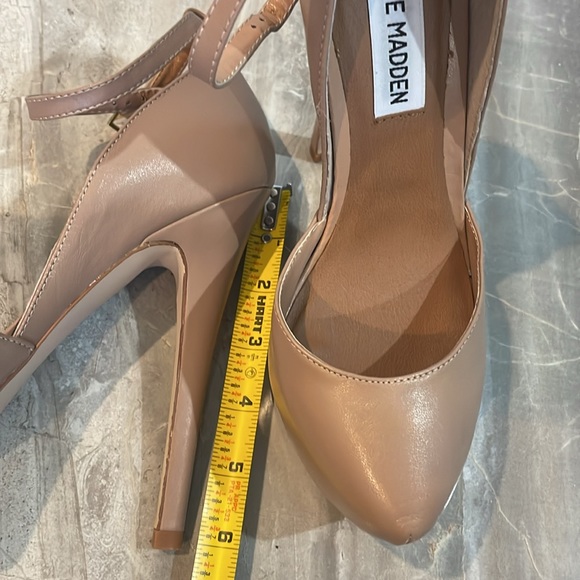 Steve Madden - Picture 3 of 6